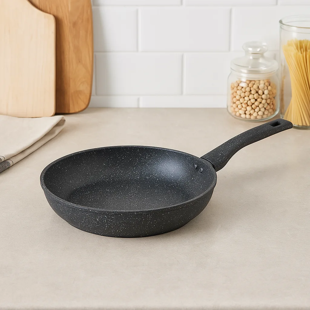 WT-FP032 Black Non-stick Forged Frying Pan — image 3