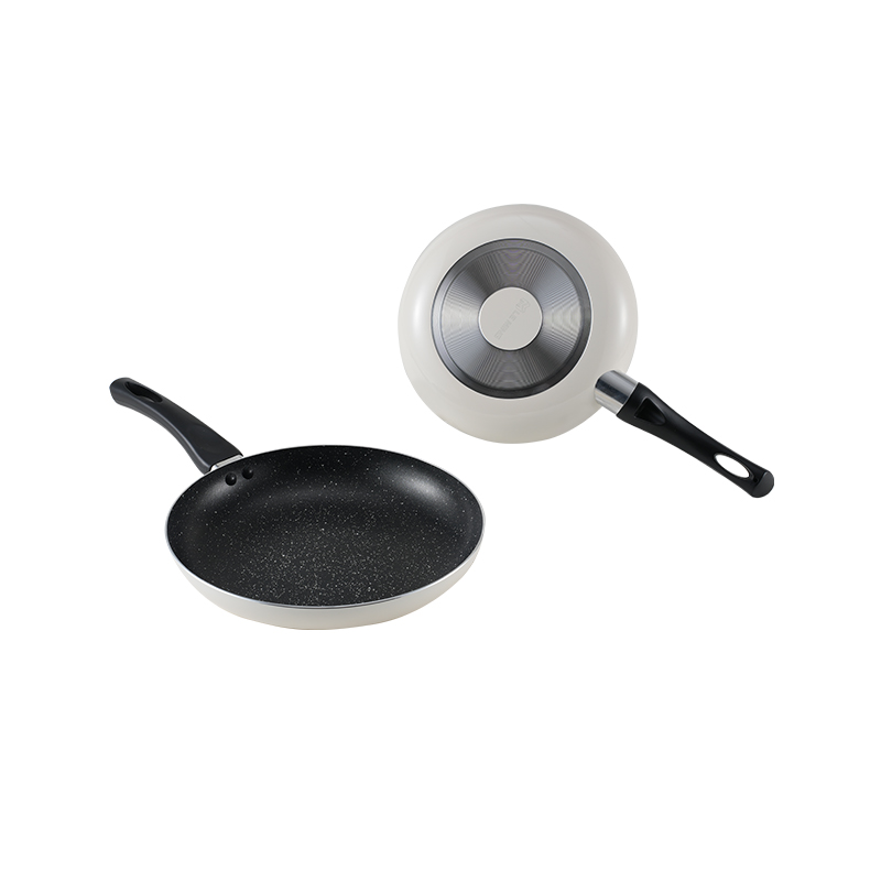 WT-FP041 Black Classic Pressed Frying Pan — image 3